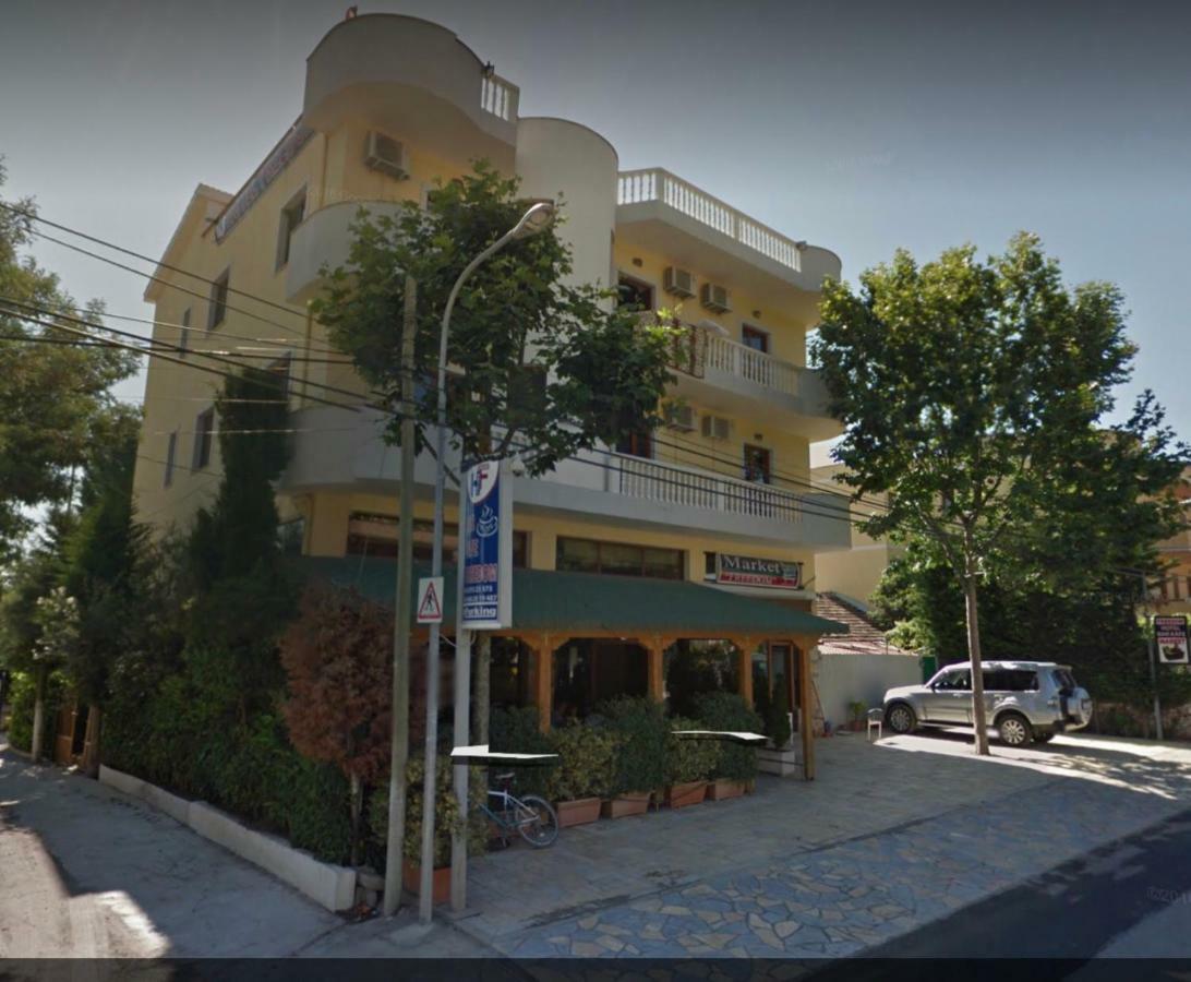 Hotel Freedom Lezhe Exterior photo